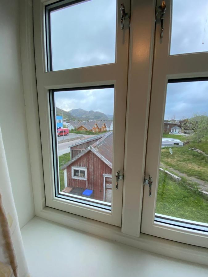 Nordlandshuset "Lottebakken", Ballstad In Lofoten Eksteriør billede