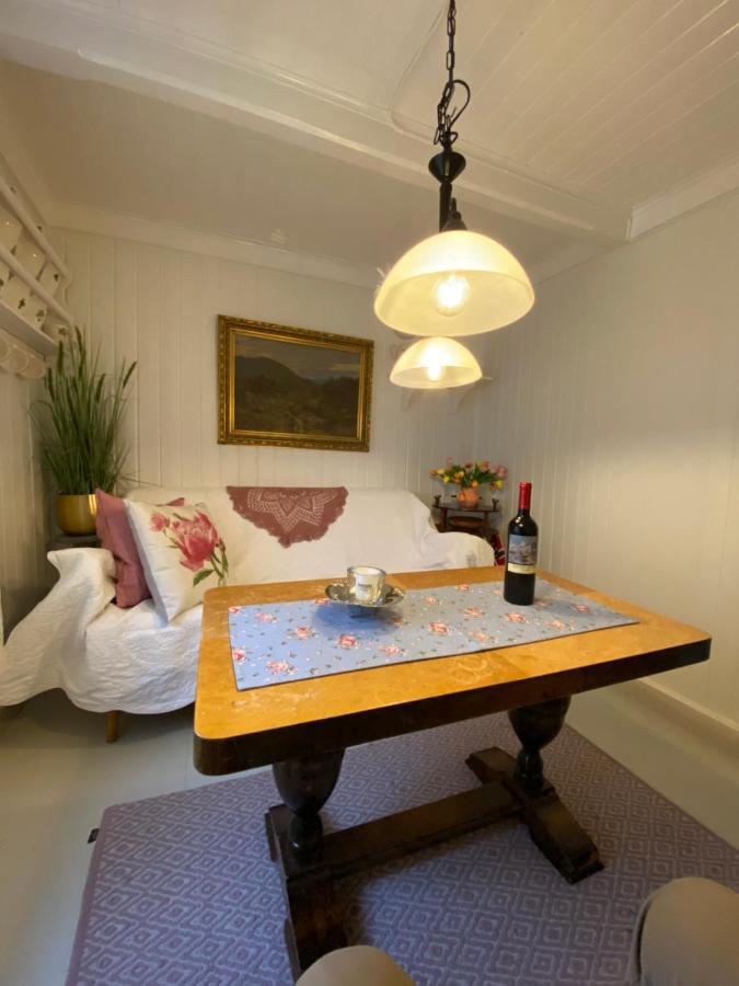 Nordlandshuset "Lottebakken", Ballstad In Lofoten Eksteriør billede