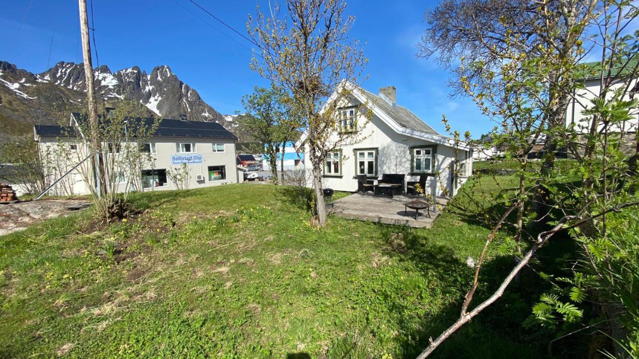 Nordlandshuset "Lottebakken", Ballstad In Lofoten Eksteriør billede
